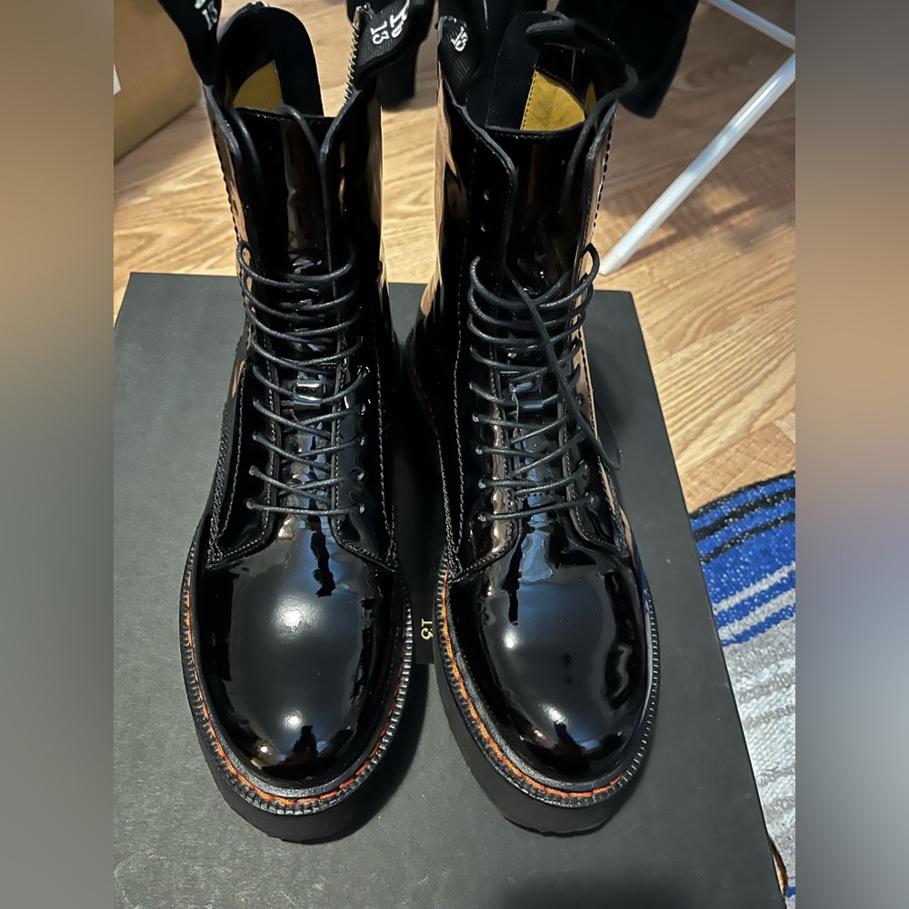 R13 single stack boot